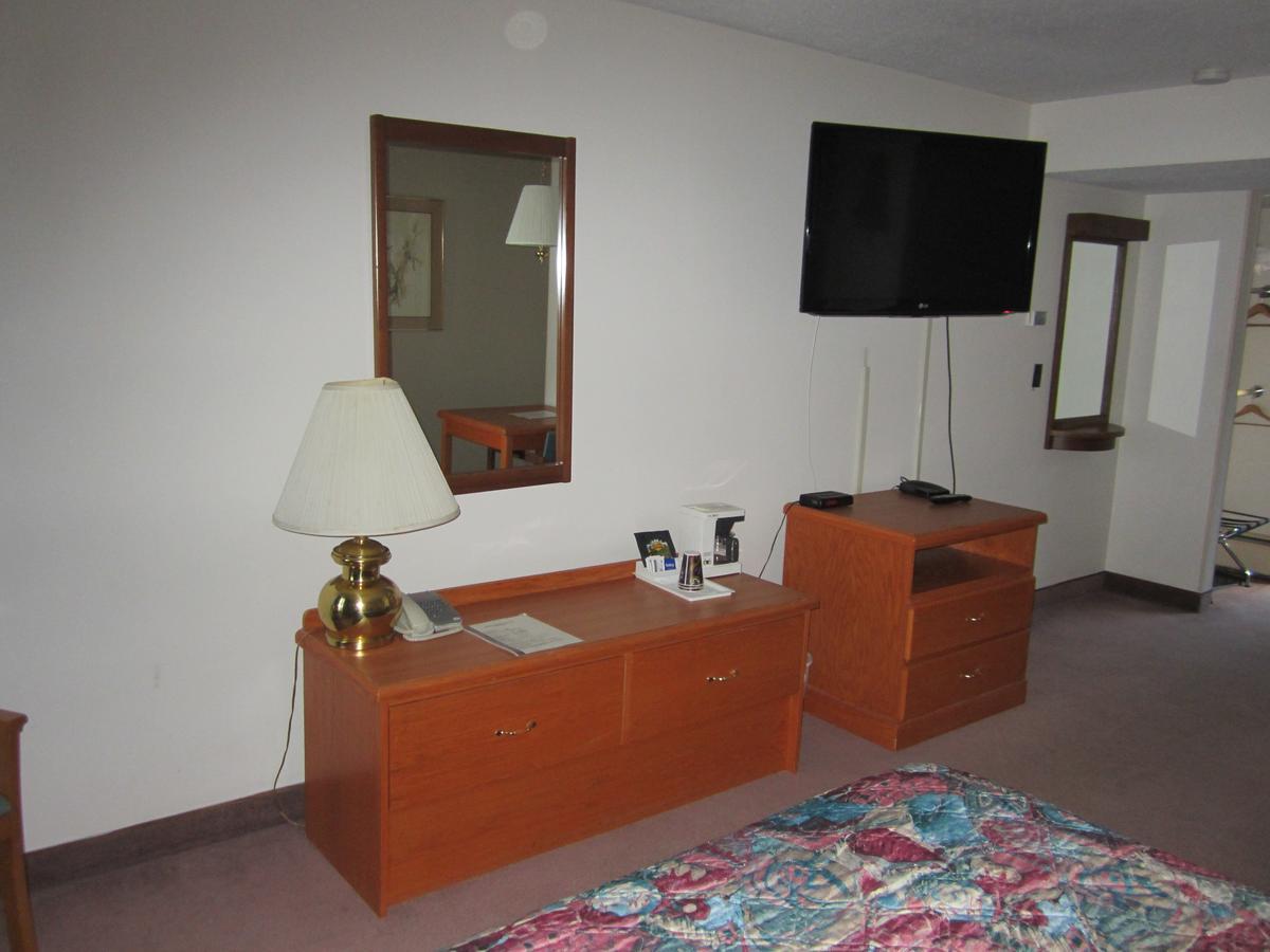 Red Coach Inn 100 Mile House Luaran gambar