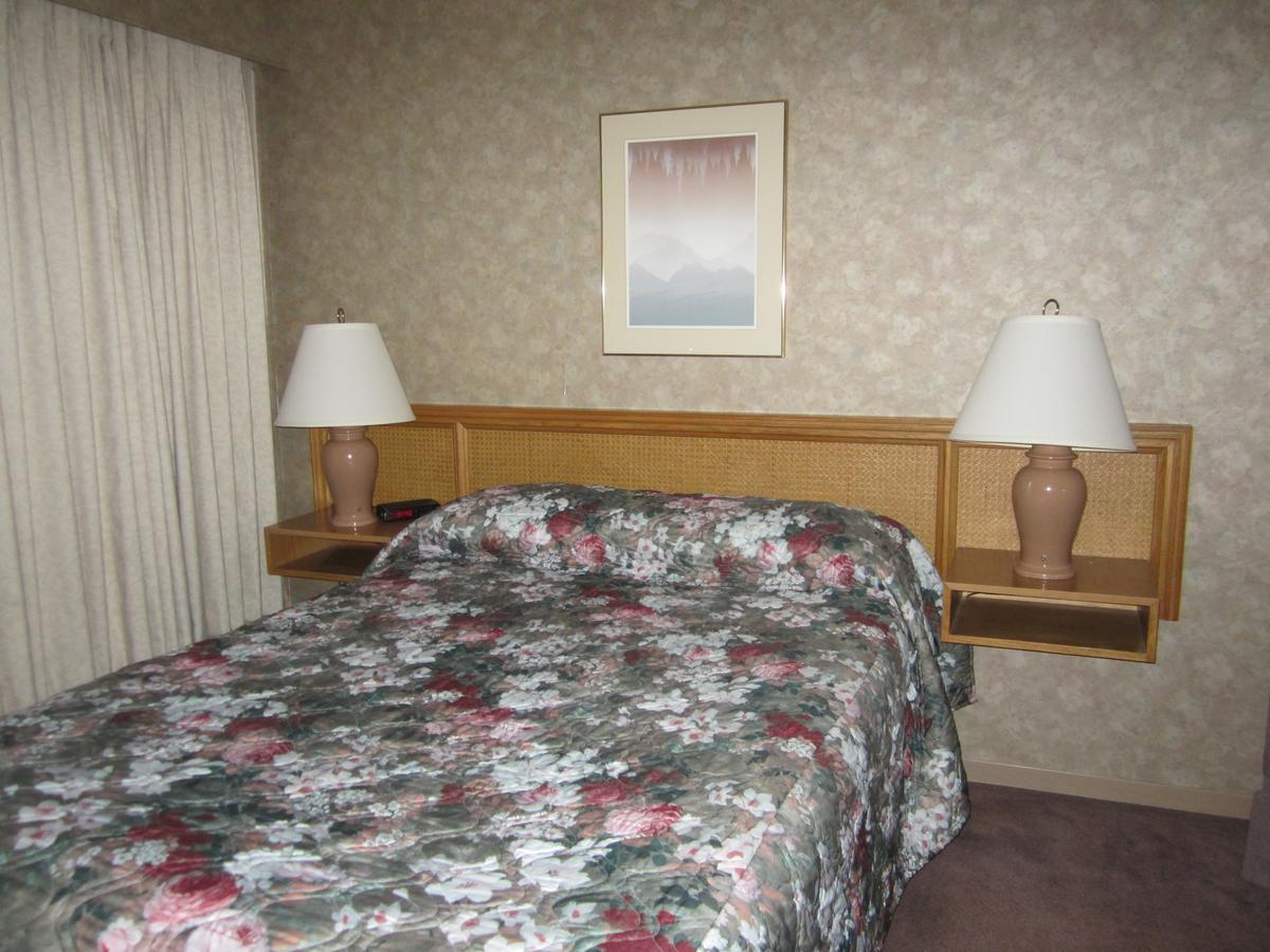 Red Coach Inn 100 Mile House Luaran gambar